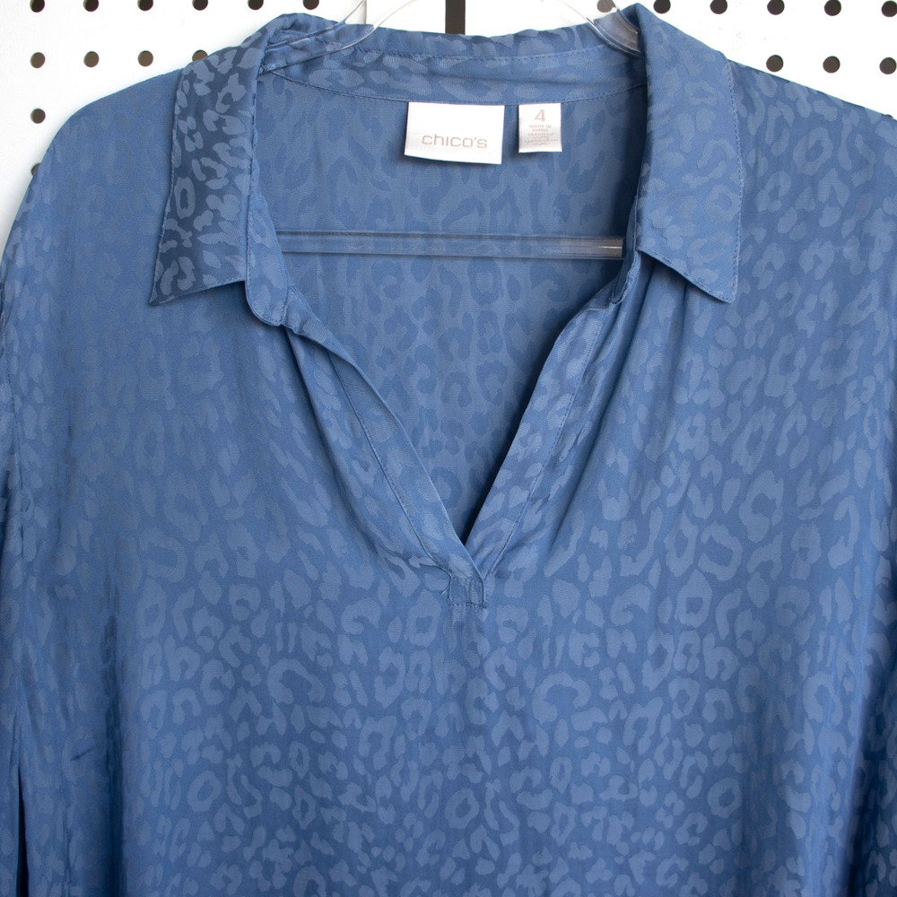 Chicos Size 4 US‎ 20 Blue Animal Print LS Tunic Blouse Top - Picture 2 of 9